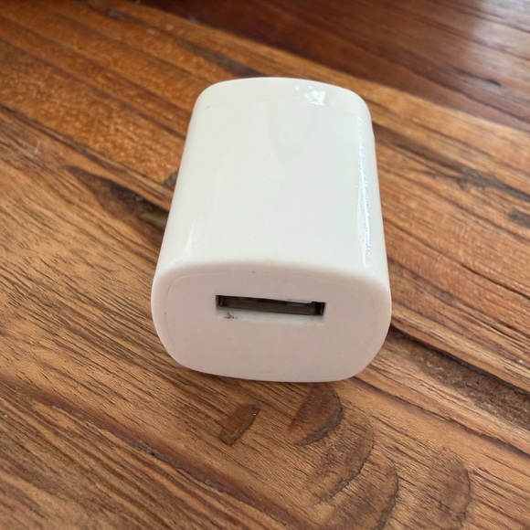 USB Power Adapter - Picture 1 of 2
